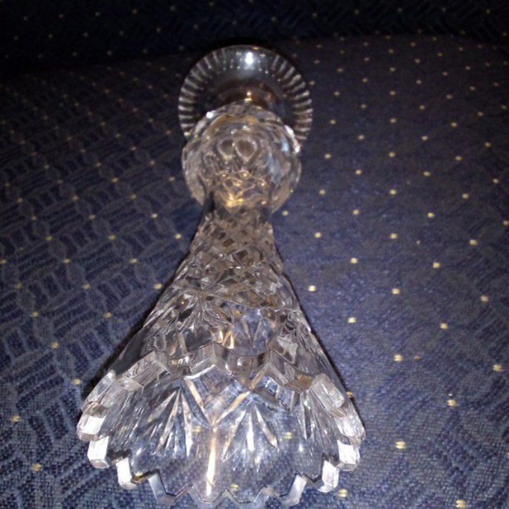 Vintage Crystal Vase 9 Inches Tall